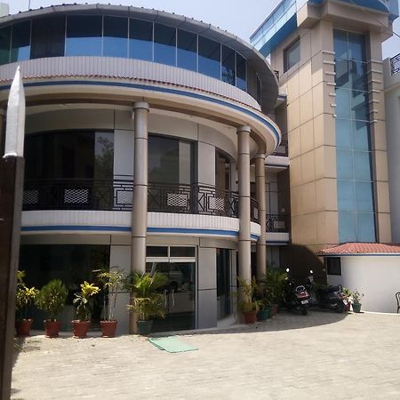 Rishīkesh Prasanna Inn المظهر الخارجي الصورة