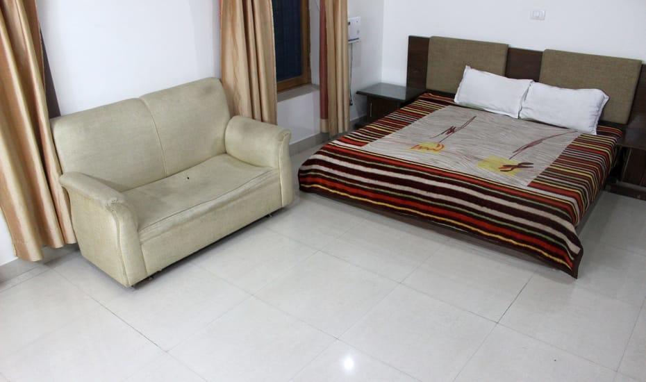 Rishīkesh Prasanna Inn المظهر الخارجي الصورة