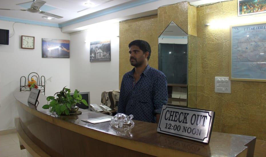 Rishīkesh Prasanna Inn المظهر الخارجي الصورة