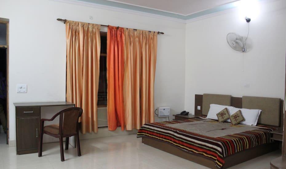 Rishīkesh Prasanna Inn المظهر الخارجي الصورة